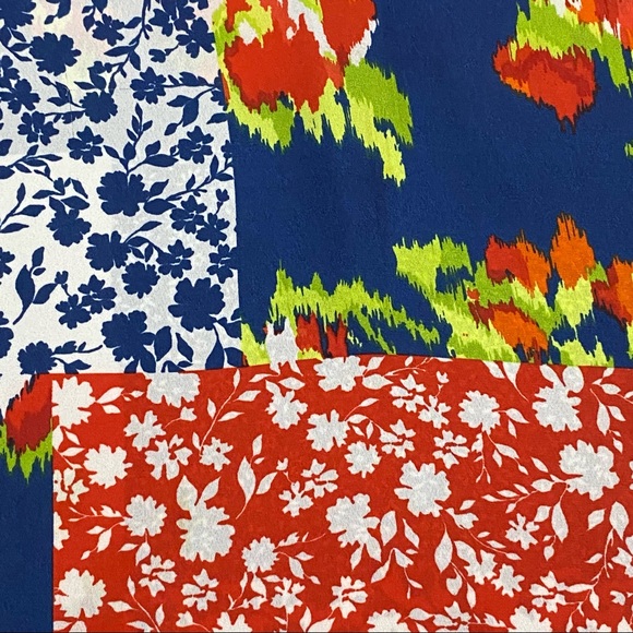 Valerie Stevens PXL Blouse Top Red White Blue Floral White Lace In Upper Back - Picture 5 of 5